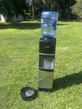 5 Gallon Primo Pet Water Cooler, Watering Station Dispenser, Hot & Cold, Dog