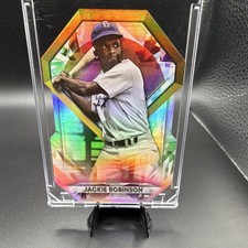 Topps 2022 Series 2 Diamond Greats Refractor Die-Cut Jackie Robinson DGDC-