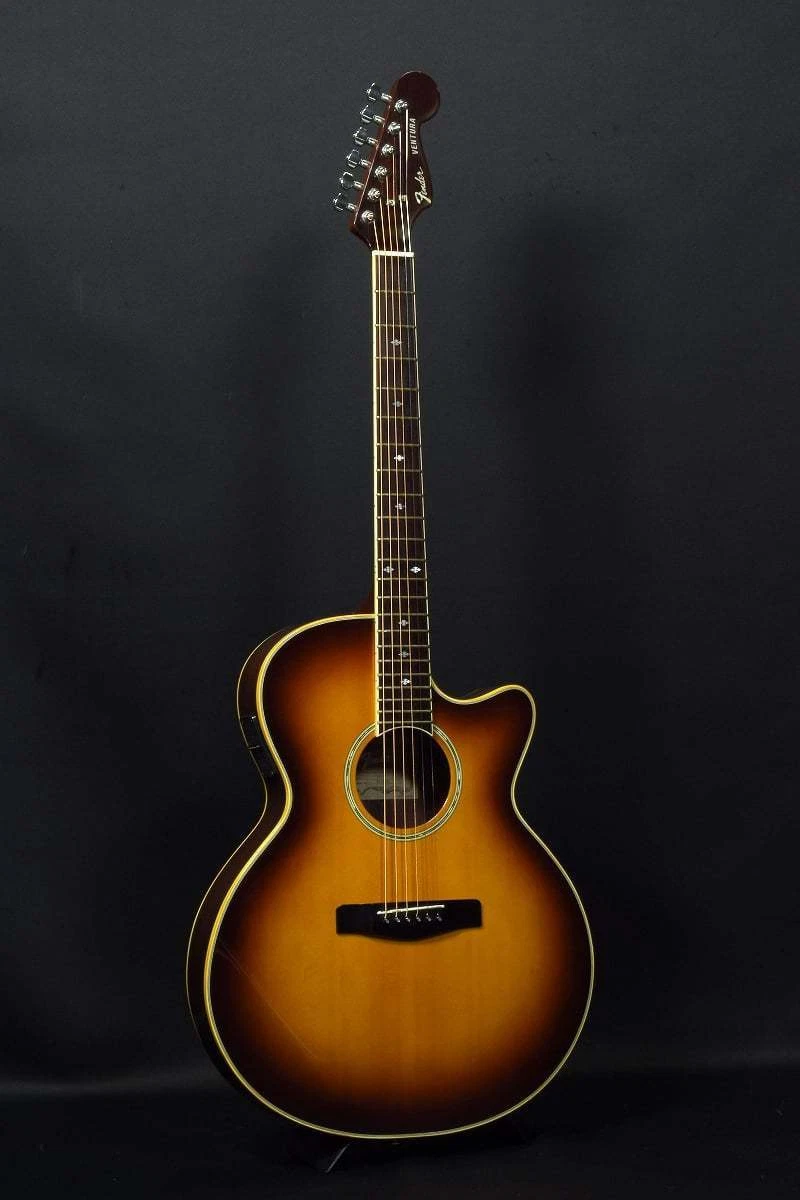 ☆Fender VS-3 VENTURA エレアコ