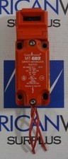 ALLEN BRADLEY 440K-MT55091 GUARD MASTER SAFETY INTERLOCK SWITCH - USED