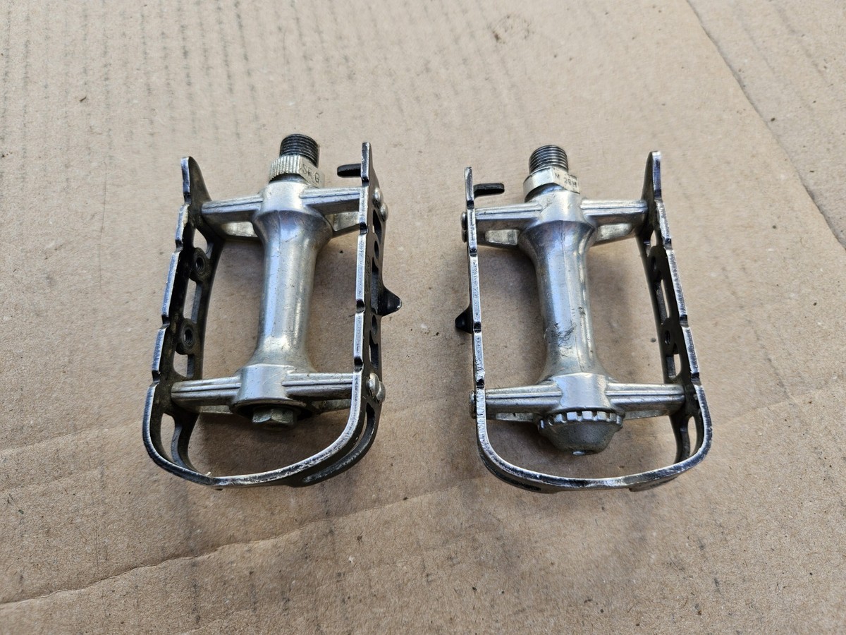 【中古】 Gameday Regulars / Progression 輸入盤 Kawasaki ZX-4RR / ZX-4R Adjustable Rearsets - Silver