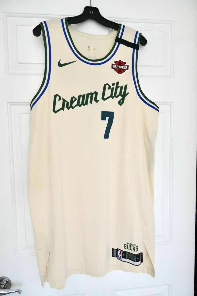 Nba Milwaukee Milwaukee Bucks Cream City T Shirt Autographed