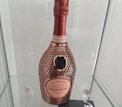 Laurent Perrier Champagne Cuvee Rose Robe Limitierte Edition