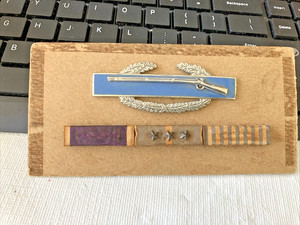 COMBAT INFANTRYMAN BADGE + KOREA RIBBONS airborne medic medal division regiment