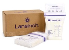 Lansinoh Breastmilk Storage Bags 150 Count Pre-Sterilized Leakproof