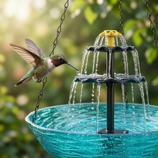 Hängende Solar Vogeltränke Brunnen, solarbetriebener kaskadierender Außenbrunnen