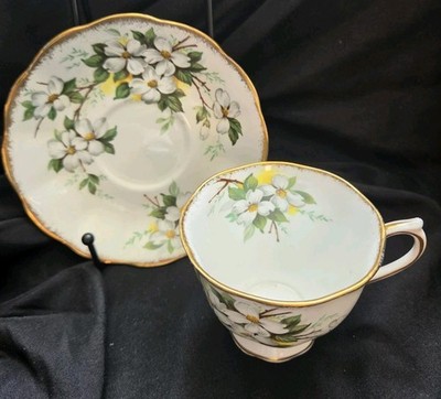 Vintage ROYAL ALBERT WHITE DOGWOOD Bone China Footed Cup & Saucer Set EXC!