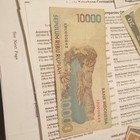 Indonesia 10,000 Rupiah Bank Indonesia Banknote 1998 Serial XRU000643 — photo 4
