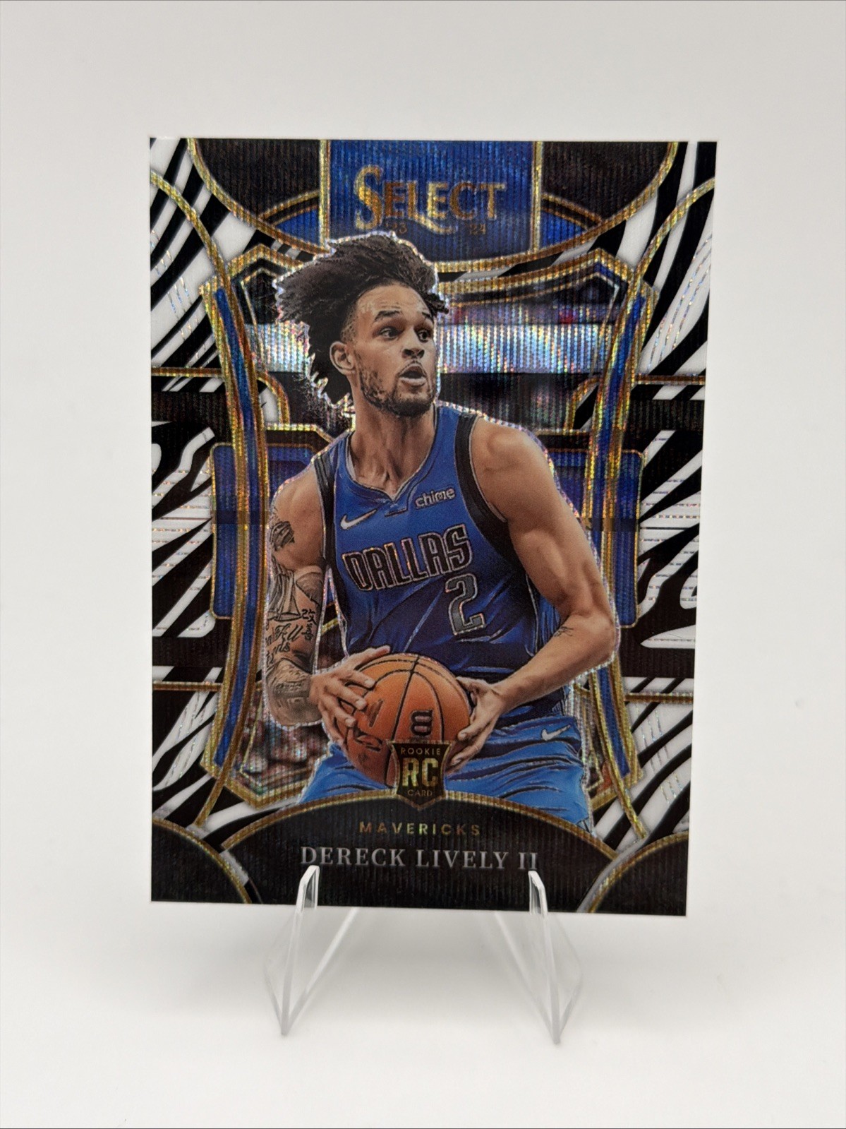 2023-24 Panini Select - Mezzanine Level Dereck Lively #313 Zebra Prizm (RC)