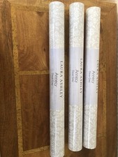 Laura Ashley  Anne y Dove Grey Wallpaper
