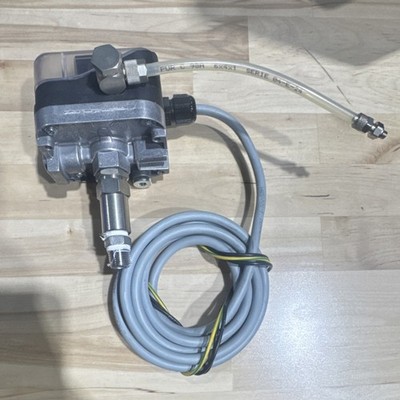Kromschroder DG50U-3 32 Heavy Duty Pressure Switch IP54 Max 500mbar AC 1-5A