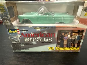 1956 THUNDERBIRD, [AMERICAN DREAMS TV SHOW CAR], DIE CAST METAL MODEL KIT, 1:25