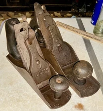 2-Vintage Hand Wood Planes 1- Union No. 4 And 1-Unbranded