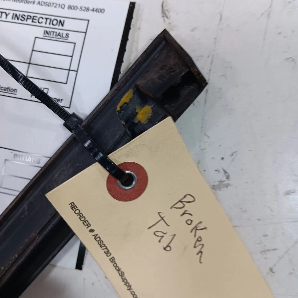 Fiat 500 Door Glass Window Weather Strip Trim Front Right Passenger  2014 2015 2 - Image 3 of 4