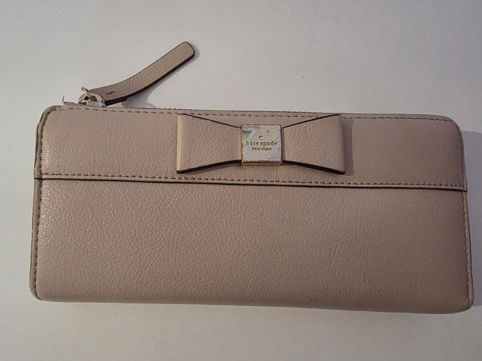 Kate Spade New York Compact Pink Leather Wallet Women