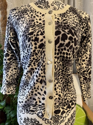 cullen women’s short 3/4 Sleeve cardigan Leopard Print With Jeweled Buttons Med. - Bild 4 von 12