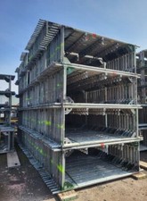 Stahlgerüst Layher gebraucht mit U-Robustböden und U-Robustdurchstieg