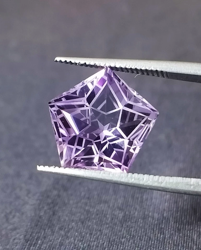 Anillo de corte de flor estrella fantasía natural con forma de pentágono amatista rosa 10X10X7,20 mm y Foto 4 de 4