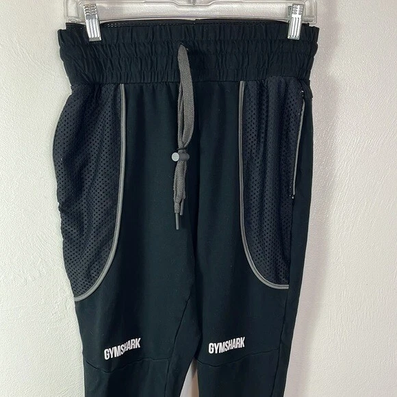 gymshark heavyweight cropped inseam 22.5 sweatpants