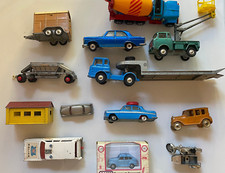 13 Modellautos - Corgi, Matchbox, Dinky u.a. - diverse Sammlerstücke