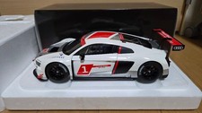 AUTOart 1/18 Audi R8 LMS Audi Sport Racing Model Car