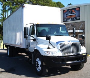 2020 International MV607 26’ Box Truck 102X97 Moving Cummins 837