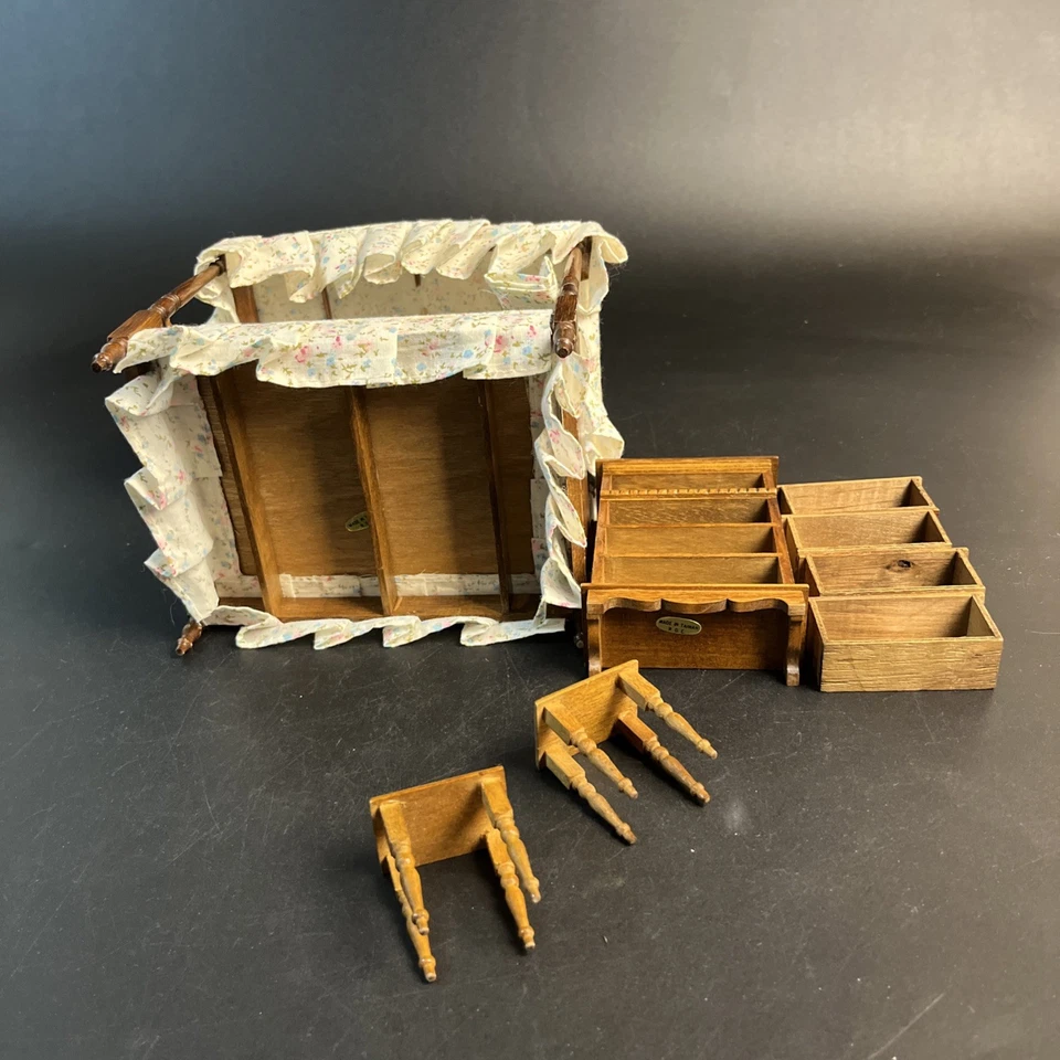 Juego de tocador de mesita de noche floral con dosel de madera para casa de muñecas granja Foto 4 de 4