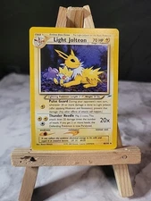 Light Jolteon 48/105 Neo Destiny Regular