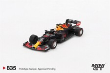 MINI GT 1:64 RB16B 2021 #33 Verstappen & #11 Perez Diecast Car high-quality