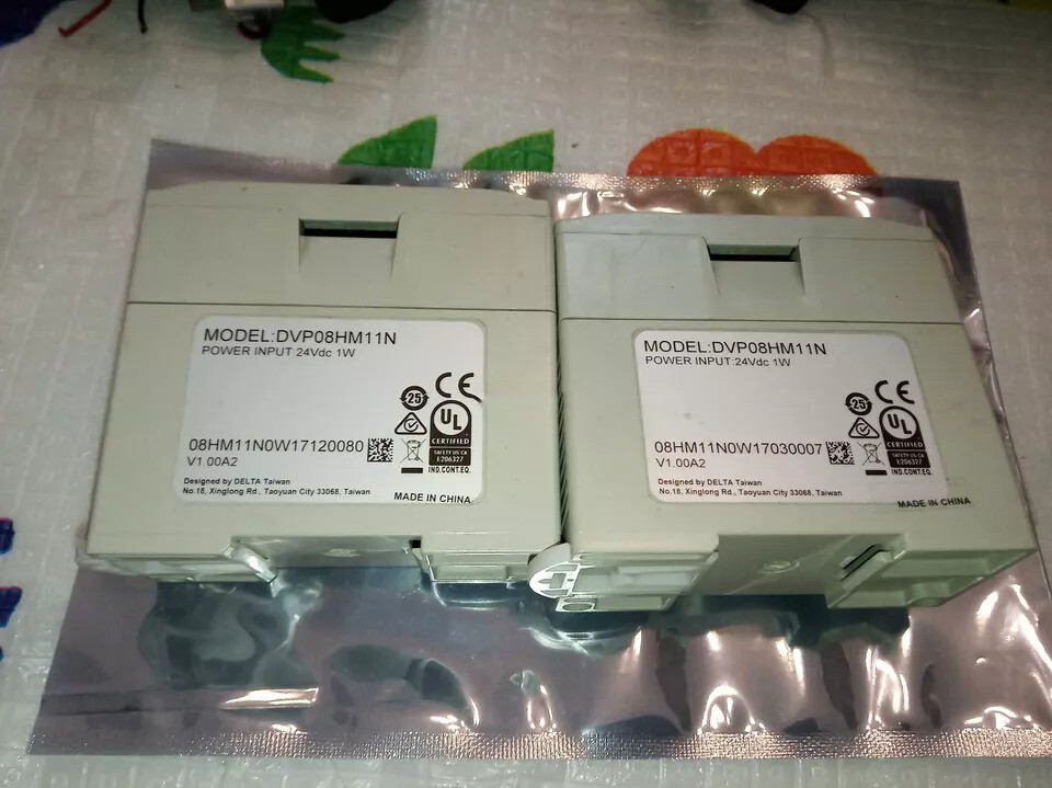 5Pcs New Programmable controller accessories DVP08HM11N