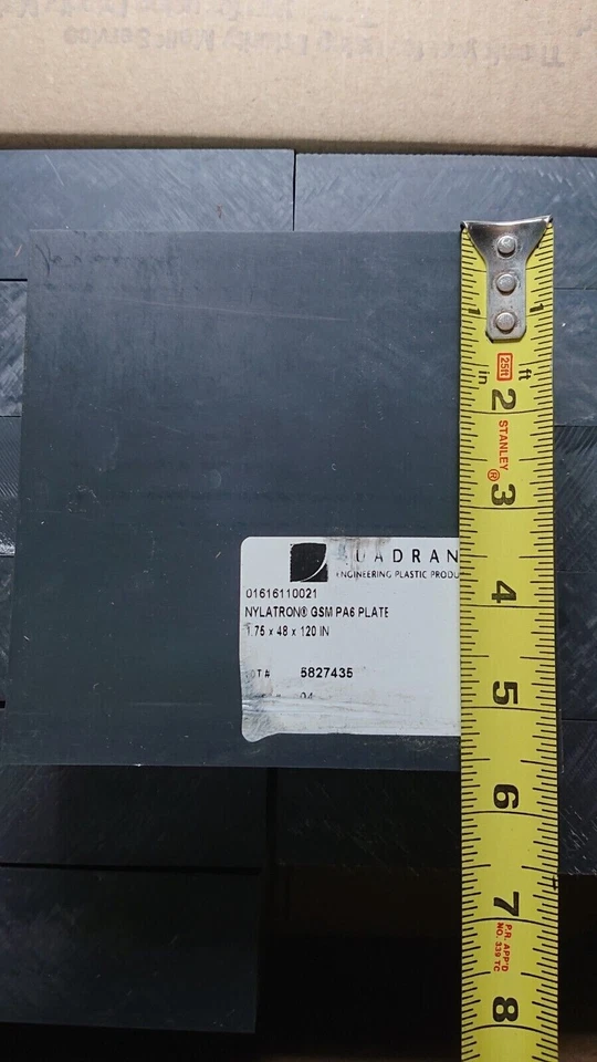 Culata de fresado CNC de placa cuadrada de nailon fundido Nylatron GSM PA6 Foto 3 de 4