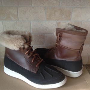 ugg roskoe boot