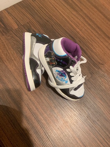 Disney Jonas Brothers Hightop Sneaker Schuhe Mädchen Gr. 10 1/2 Neu - Bild 1 von 7