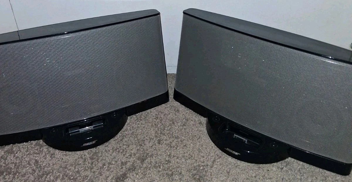 25+ Bose SoundDock Series II Audio Player Docks & Mini Speakers