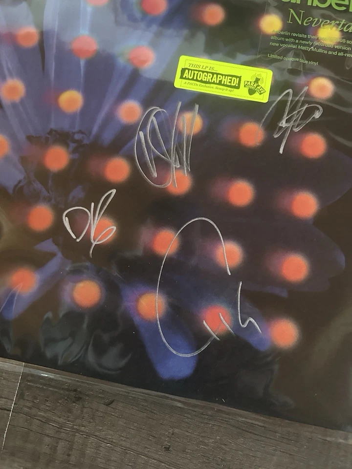 Anberlin Nevertake Park Ave SIGNED On Cover Exclusive Opaque Blue LP - Imagem 2 de 3