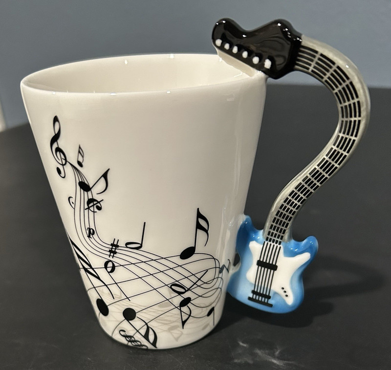 I-MART Music Notes Guitar Handle Ceramic Coffee Mug 10 fl oz White Blue