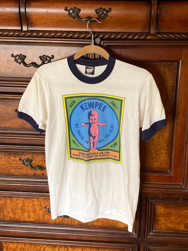 RARE / VINTAGE 1980’s KEWPEE HAMBURGER’S Ringer T-SHIRT COLLECTABLE!!