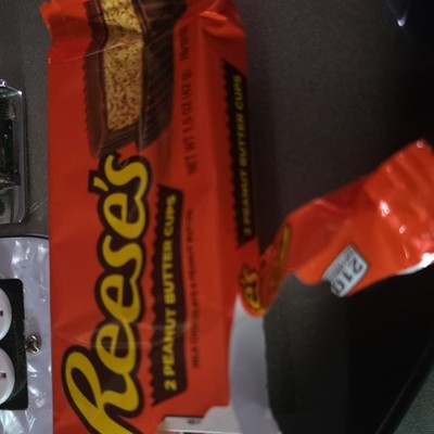Reese's 2 Peanut Butter Cups Milk Chocolate Bar, Peanut Butter, GF 85g for parts