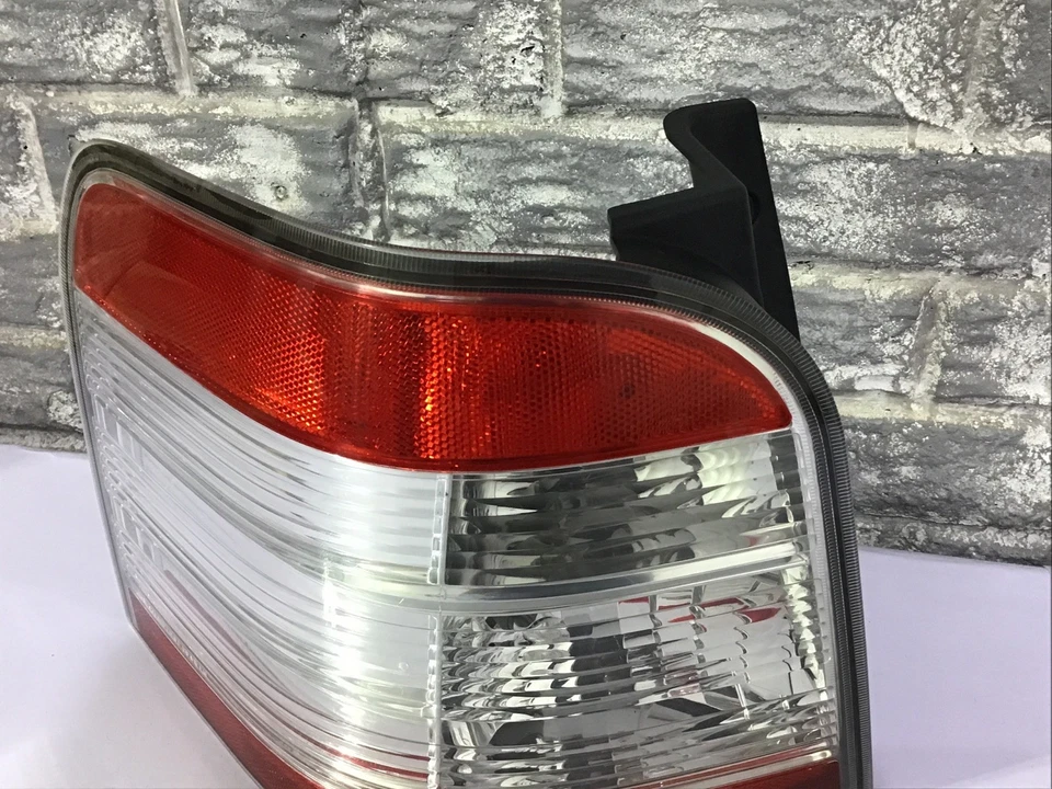 Luz trasera izquierda Ford Taurus X 2008 2009 (lado del conductor) con bombillas, fabricante original, completa Foto 4 de 4