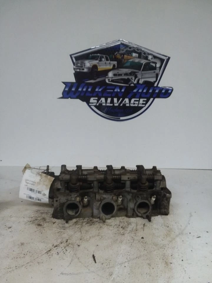 Culata izquierda conductor 6-181 3,0 L compatible con caravana 87-99 1546871 Foto 2 de 3