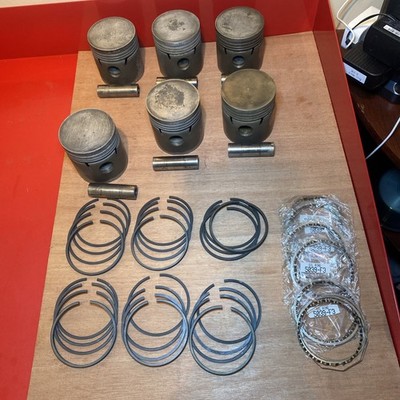 AUSTIN HEALEY 3000 PISTON SET,PINS,NEW RING SET - STANDARD SIZE . MOWOG AEC 900
