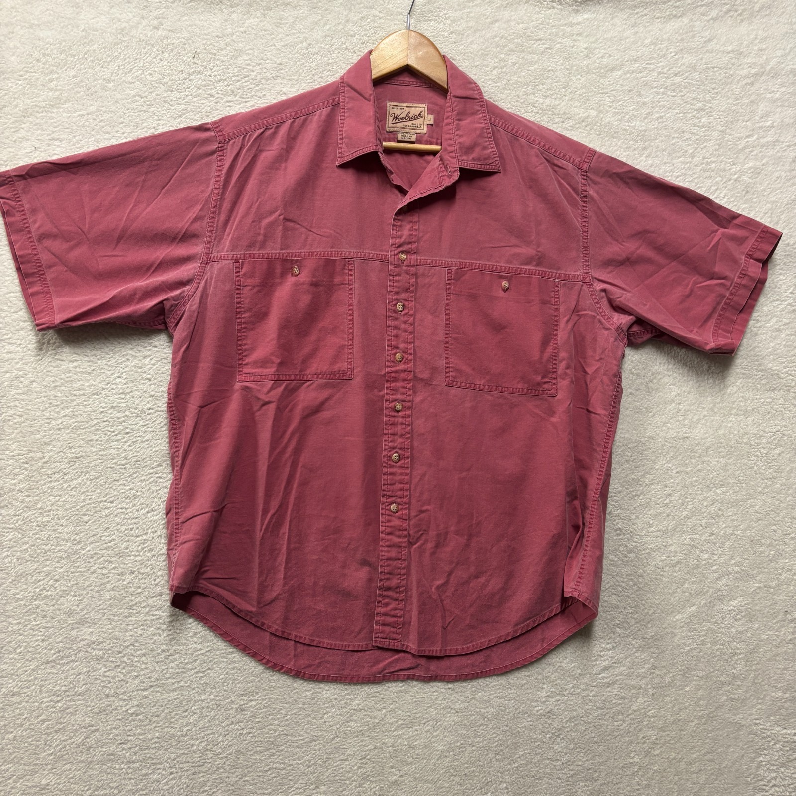 VTG Woolrich Mens L Large Red Short Sleeve Button Down Cotton Pockets Workwear
