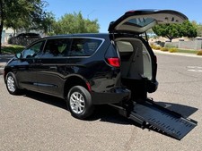 2024 Chrysler Voyager LX 4dr Mini Van