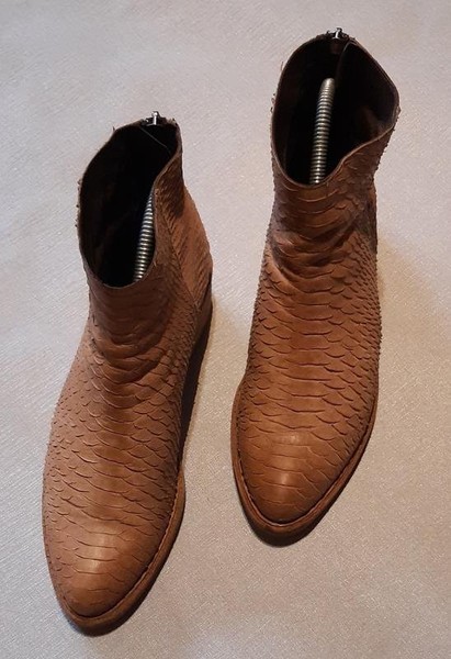 Women Vic Matie Ankle Boots Beige Leather 38
