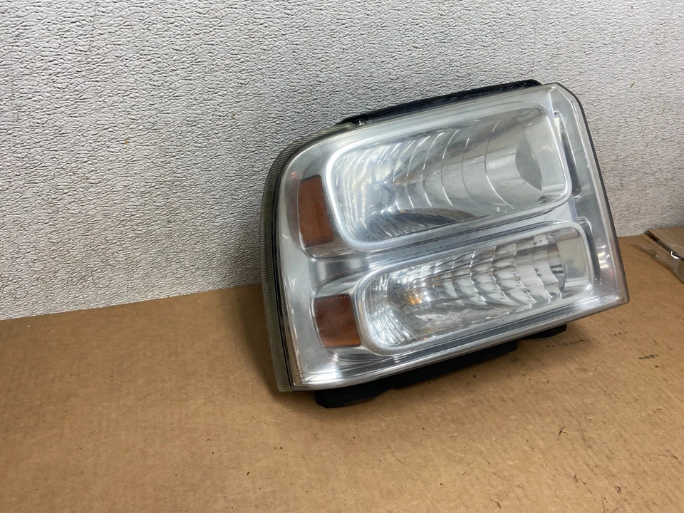 Faro lateral derecho pasajero Ford F-250 F250 Super Duty 2005-2007 R3569 DW Foto 3 de 4