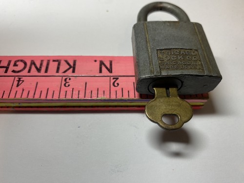 Vintage Chicago Lock Co US Navy Padlock With Key Working - Picture 8 of 8