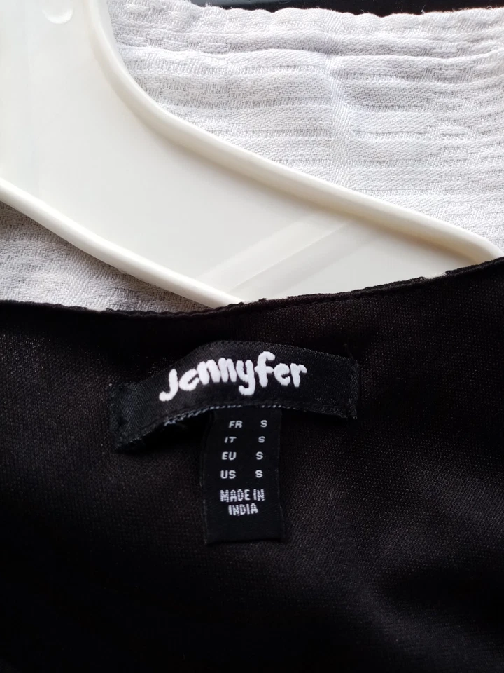 ROBE NOIRE MARQUE JENNYFER TAILLE S NEUVE MANCHES COURTES - Photo 3/4