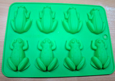 Schokoladenform Pralinenform Frosch aus Silikon Backform Dubai Frosch