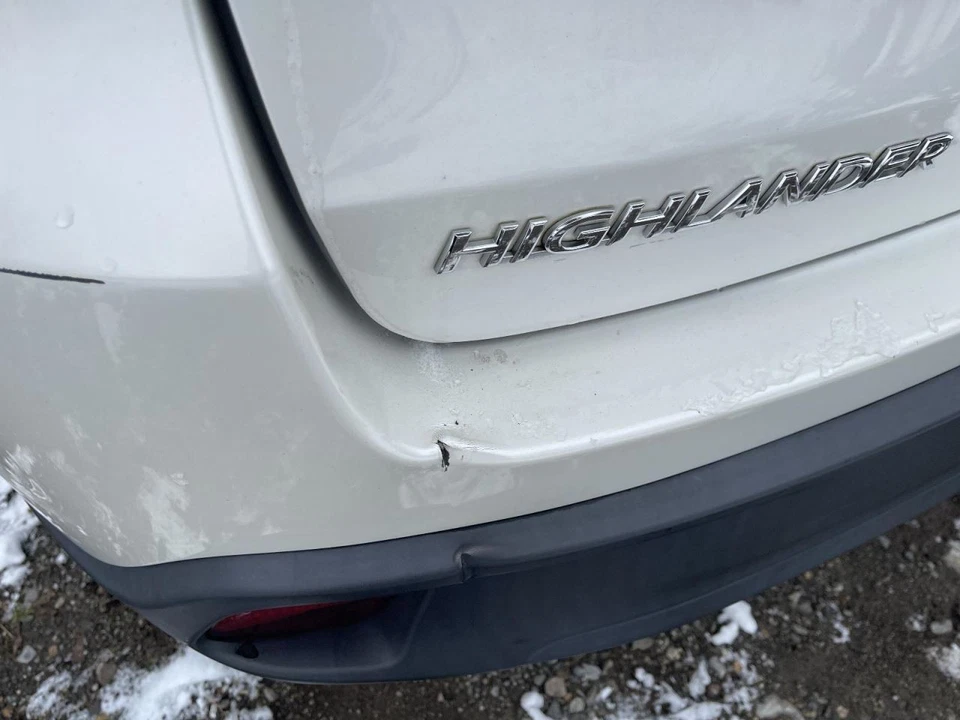 2014-19 TOYOTA HIGHLANDER ЗАДНИЙ БАМПЕР КРЫШКА ЦАРАПИНЫ БЕЛЫЙ ПК: 070 77K XLE 61694 - Изображение 3 из 4