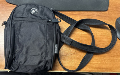 Pacsafe Black Metrosafe 100 Anti-Theft Small Messenger Crossbody Bag Mens